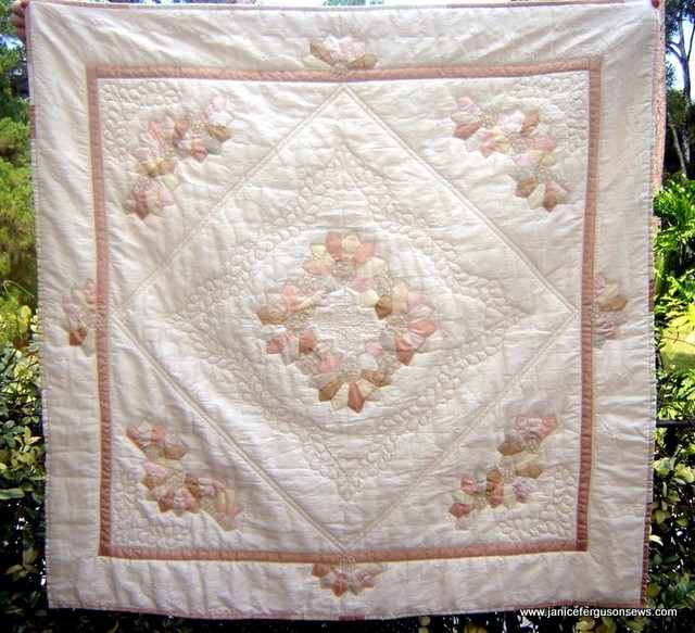 quilt pattern is a variation of Grandmother's Fan 