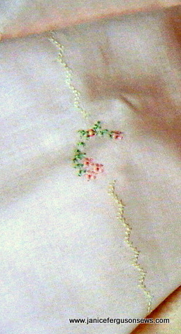 This shows the feather stitch with greater contrast to better show detail. 